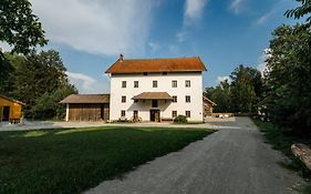 Veranstaltungszentrum Prühmühle mit Schlafplätzen